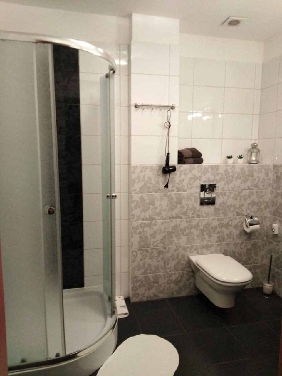 Pokoje Goscinne U Joli Szczyrk Buitenkant foto